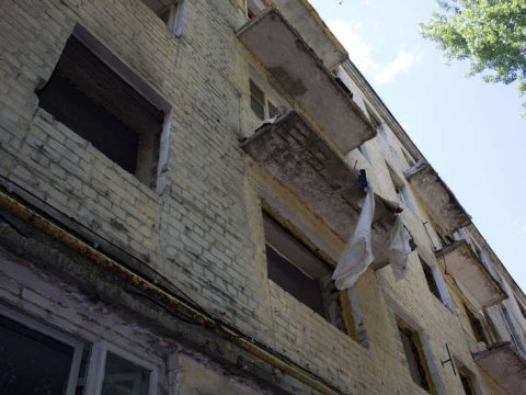 Суд обязал администрацию Саратова закрыть доступ в 35 аварийных домов