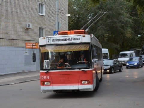 В центре Саратова восстановлено движение троллейбусов