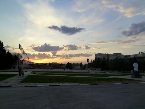 Театральную площадь Саратова предложили застроить жилыми домами