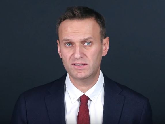 Навальный принял вызов Золотова на дуэль