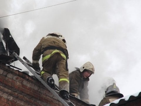 Два пожилых саратовца сгорели в гараже