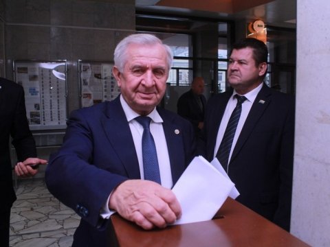 Депутаты гордумы проголосовали за отставку аудитора КСП Елены Юровой