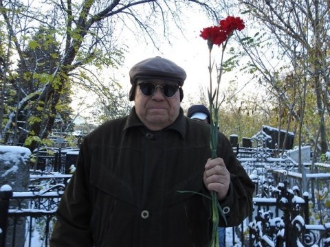 В День памяти жертв политических репрессий саратовская полиция ждала оппозиционеров на кладбище