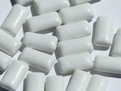 Саратовца задержали за кражу из магазина жвачки и презервативов