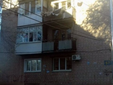 В Энгельсе из горящего дома пожарные спасли двух детей