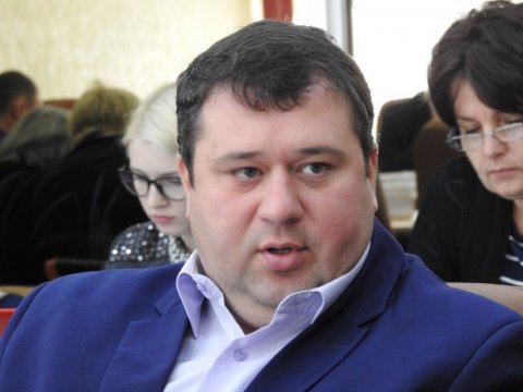 Саратовский депутат рассказал о трудностях пользования школьным компьютером в варежках