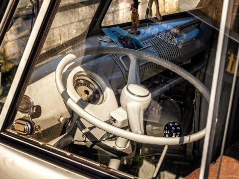 В Ртищеве опрокинулся вахтовый автобус