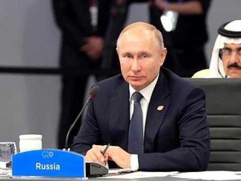 ВЦИОМ: Рейтинг одобрения Владимира Путина продолжает падать