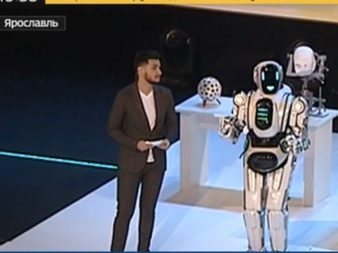 «Самым современным роботом», показанным «Россией 24», оказался переодетый в костюм человек