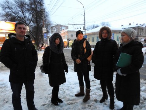 Недовольные чиновниками саратовцы из-за пробок не смогли провести акцию протеста
