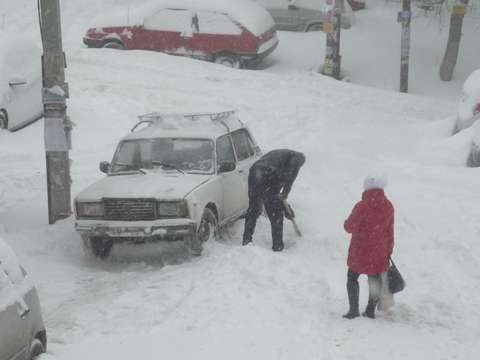 Мэрия: Чистить снег в Саратове выйдут 3,5 тысячи человек