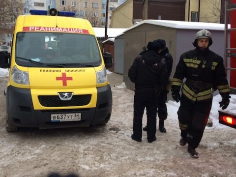 На пожаре в пугачевском селе погибли отец и сын