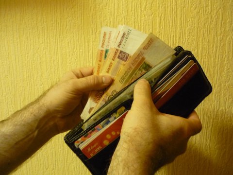 Профсоюзы хотят повысить МРОТ до 25 тысяч рублей