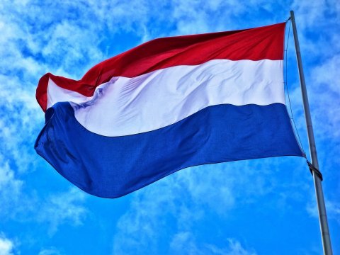 Нидерланды отказались признавать банкротство ЮКОСа
