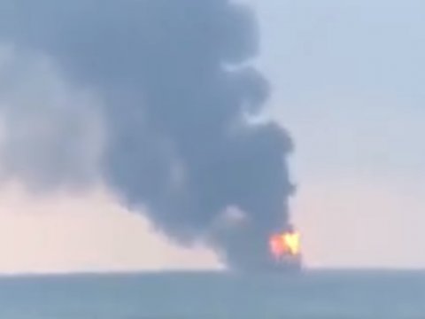 Загоревшиеся у берегов Крыма танкеры были в санкционном списке США
