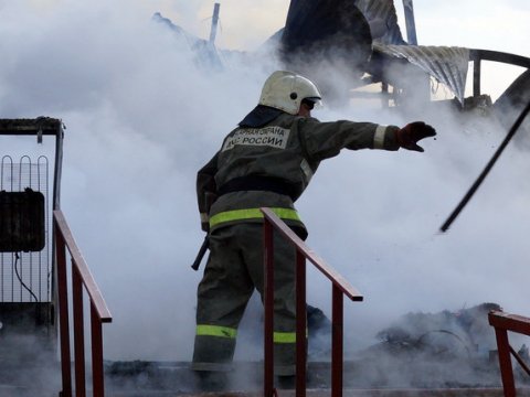 На пожаре в Базарно-Карабулакском районе ночью пострадали люди