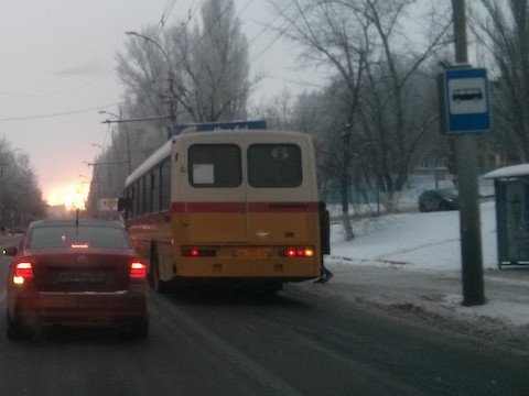 Снег мешает работе двух саратовских автобусных маршрутов