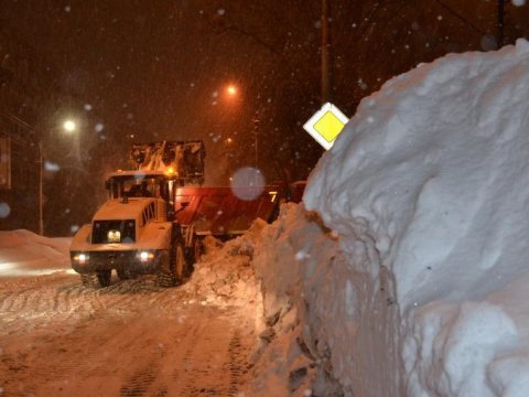 В Саратове для уборки снега перекроют шесть улиц