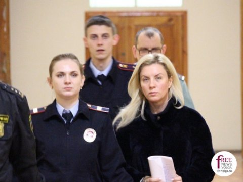 Салееву доставили в Октябрьский суд под конвоем