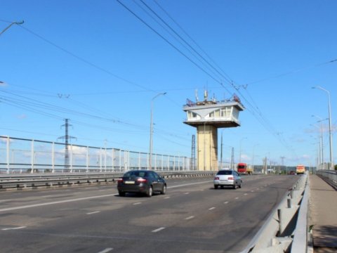 Саратовская ГЭС как непрофильный актив передает Балакову мост через шлюзовой канал 