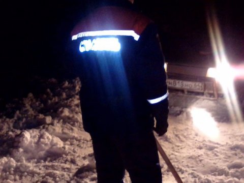  Под Балашовом из-за снежных переметов застрял пассажирский автобус