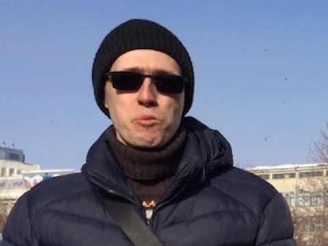 Заявителя митинга за отставку Радаева задержали полицейские