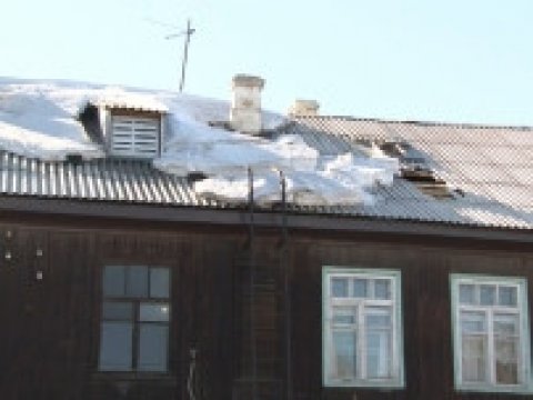 В Пугачеве обрушилась крыша многоквартирного дома