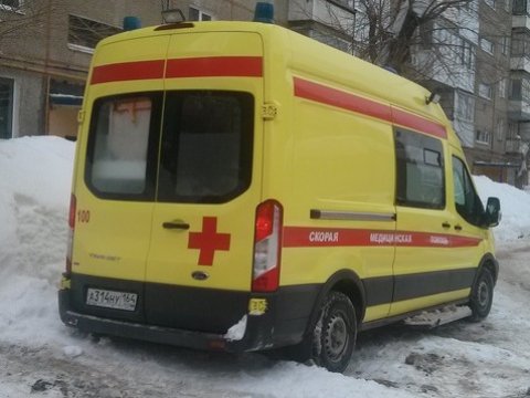 В Энгельсе неизвестный водитель сбил 13-летнюю девочку и скрылся