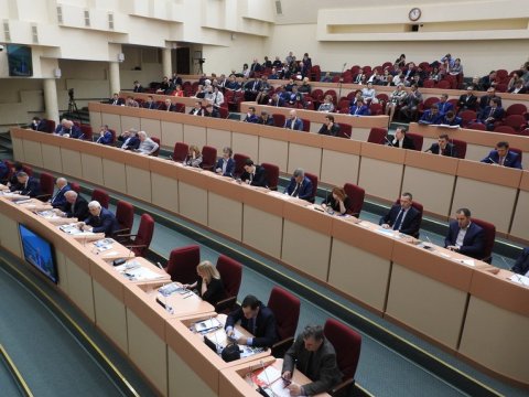Пять депутатов Саратовской областной думы покинули свои комитеты