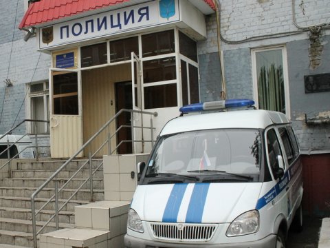 СУ СКР : Энгельсский полицейский за 50 тысяч предложил скрыть виновников смерти мужчины