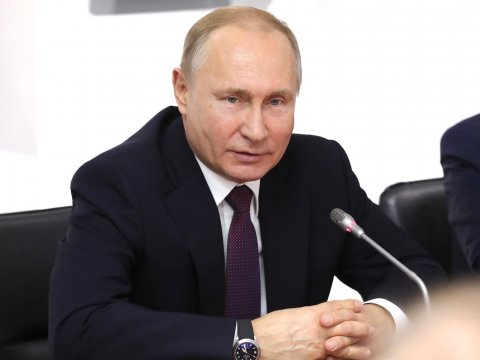Путин об отмене европейских санкций: «Мой ответ не порадует наших производителей»