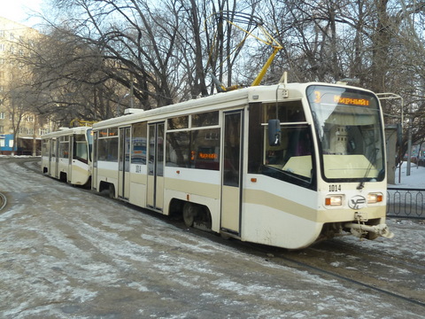 В Саратове из-за поломки вагона встали трамваи №3