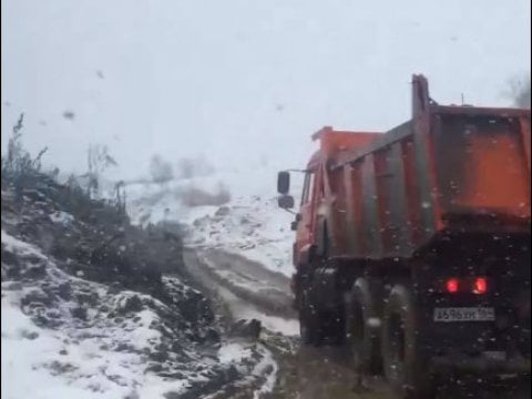 Саратовцы возмущены свалкой грязного снега у Саксагая