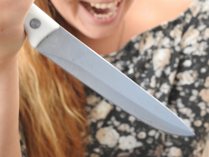 Жительница Красноармейска приговорена к исправработам за самооборону с ножом