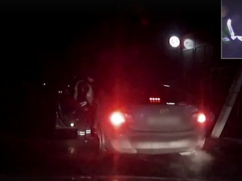 В Аткарске пьяный водитель на Toyota Corolla спровоцировал погоню с сотрудниками ДПС