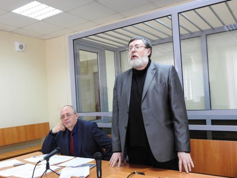 Саратовский суд прекратил дело в отношении писателя Арбитмана
