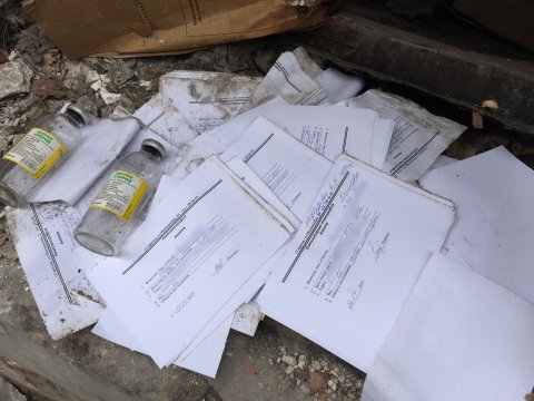 Прокуратура проверит свалку медотходов и карт пациентов у саратовского «Ди Центра»