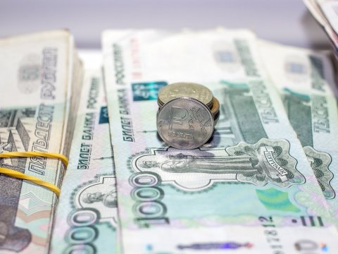 Центробанк обеспокоился закредитованностю бедных россиян