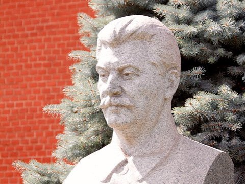 «Левада-Центр»: Россияне установили исторический рекорд одобрения Сталина