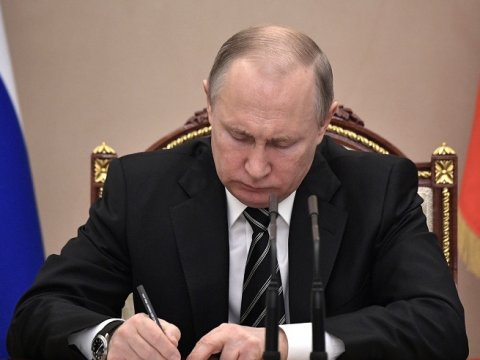 Путин обратил внимание на проблемы в ракетно-космической отрасли