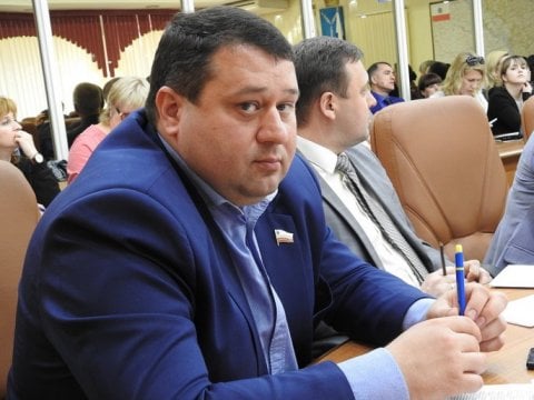 Денисенко пожаловался на давление из-за законопроекта о штрафах за уклонение от уборки