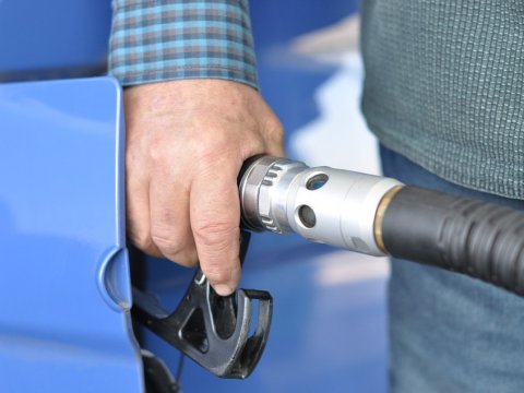 Росстат: Цены на бензин в Саратове оказались одними из самых высоких в ПФО