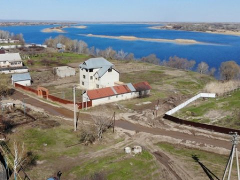 «Изуродовали нам всё, что можно». Жители села у аэропорта «Гагарин» рассказали о разбитой строителями дороге