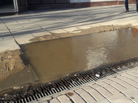 Коммунальный «плоскостной фонтан» на проспекте Кирова лишили воды