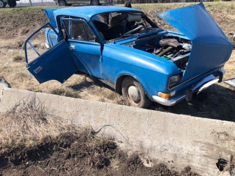 В Балтайском районе погиб водитель перевернувшегося «Москвича»
