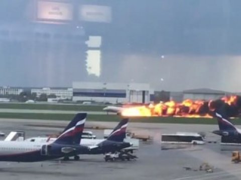 СМИ: Выживший пассажир SSJ 100 рассказал, что происходило в салоне во время крушения