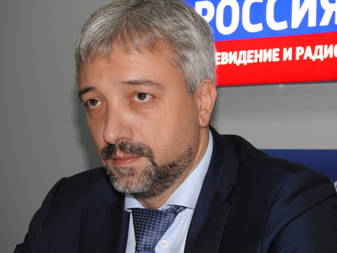 Депутат Госдумы Примаков назвал чиновничьим сволочизмом закупку BMW «для Радаева»