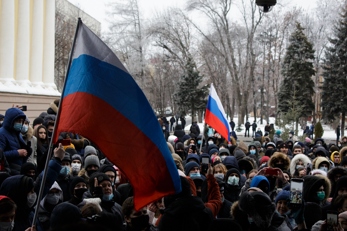 Свободные нов. Акция протеста в Саратове 31 января. Митинг Саратов 23 сентября. Митинг в Саратове сегодня видео. Митинг в Саратове 23 января.