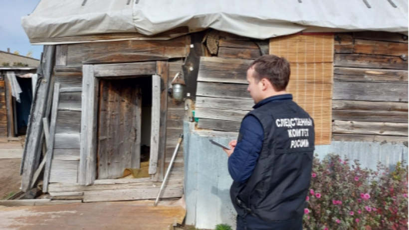 В селе под Балаковом нашли тело пенсионерки с ссадинами на лице и руке