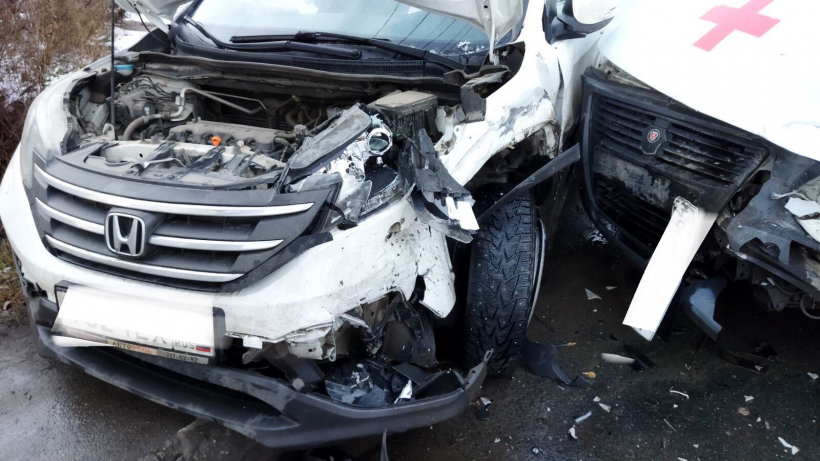 В Саратове снова произошло ДТП со скорой. Пострадали три женщины